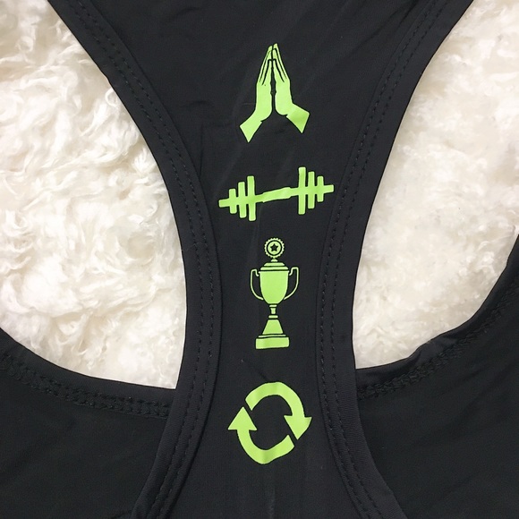 Active Faith Top. - Picture 2 of 2